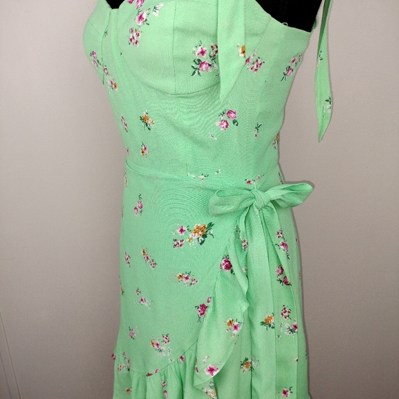 NWT WAYF Wrap Front Tie Strap Mini Dress in Mint Ditsy Sz. XS - Picture 9 of 13